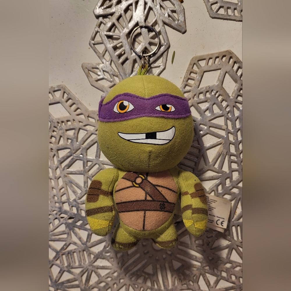 Nickelodeon Teenage Mutant Ninja Turtle Donatello Keychain